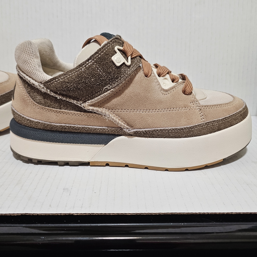 Ugg Goldencush Sneakers Suede Sand Ceramic All Gender Design Sz Men 7 Women 8 - Picture 13 of 15